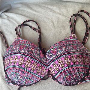 Shade & shore 34 c NEW Bright, and cheerful, neon colored bikini top